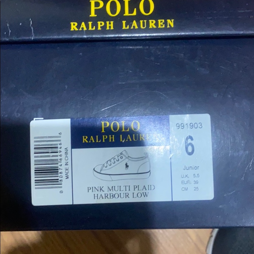 Shoes - Picture 4 of 4